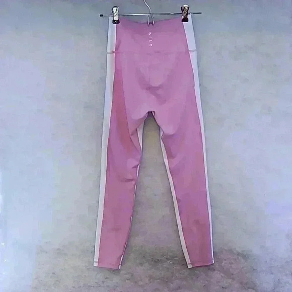 WILO THE LABEL Women's Full Length Leggings Pink & White Colorway NWT - Picture 3 of 6